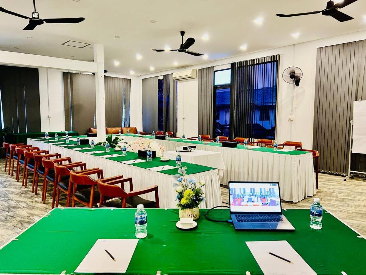 Sea Breeze Resort Sihanoukville Kültér fotó